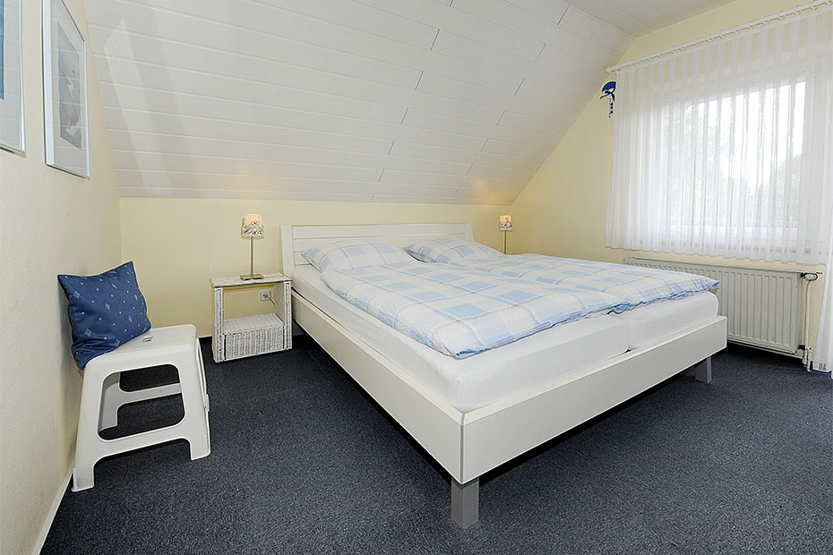 Ferienwohnung „Harms“ - Schlafzimmer 1