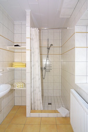 Ferienwohnung „Strandkrabbe“ - Badezimmer