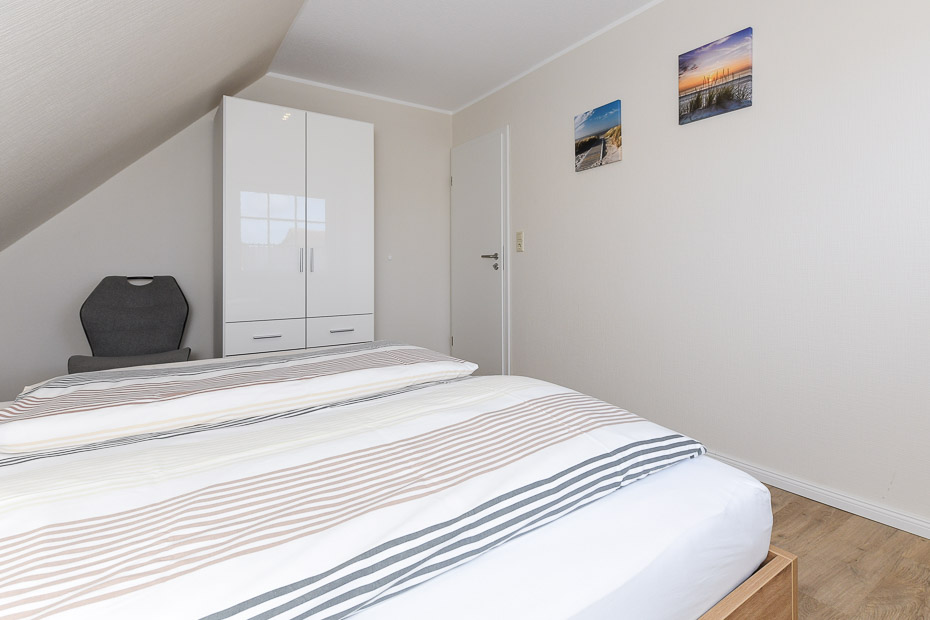 Ferienwohnung „Silbermöwe“ - Schlafzimmer 1