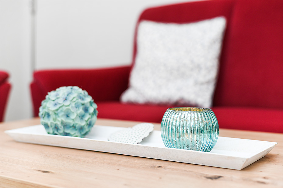 Ferienwohnung „Strandläufer“ - Wohnzimmer mit integriertem Küchenbereich