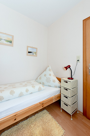 Ferienhaus „Schwalbennest“ - Schlafzimmer 2/Kinderzimmer