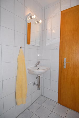 Ferienwohnung „Utkiek“ - separates zweites WC