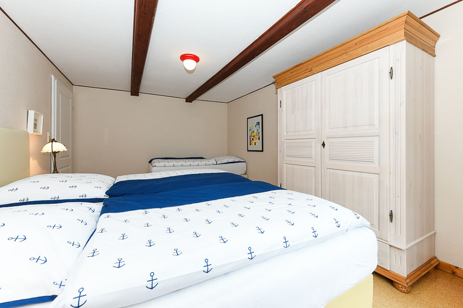 Ferienwohnung „Ost“ - Schlafzimmer 2/Kinderzimmer