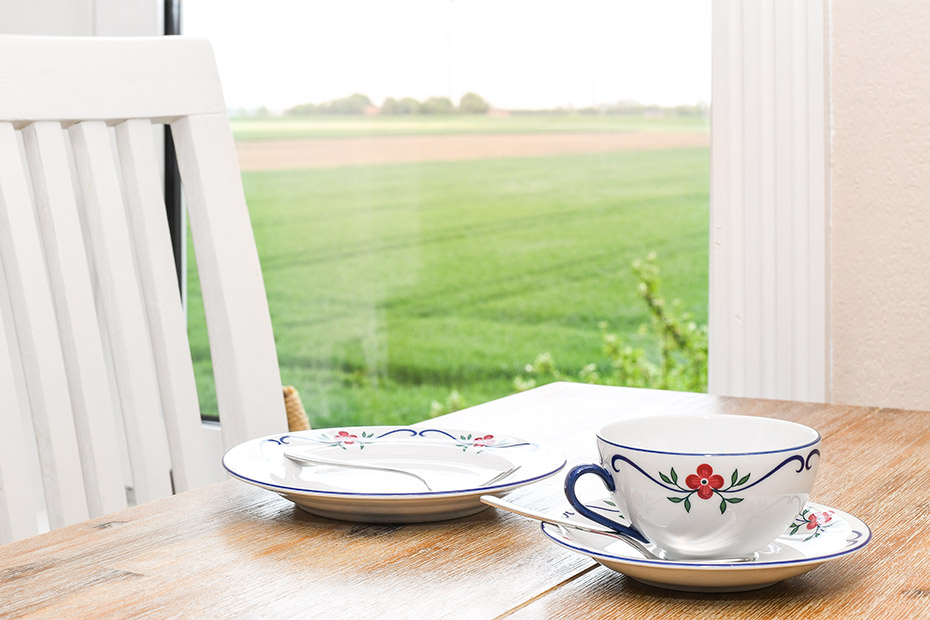 Ferienwohnung „Ost“ - Wohnzimmer mit integriertem Küchenbereich