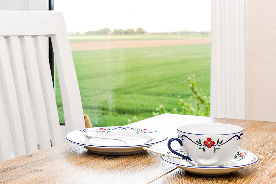 Ferienwohnung „Ost“ - Wohnzimmer mit integriertem Küchenbereich