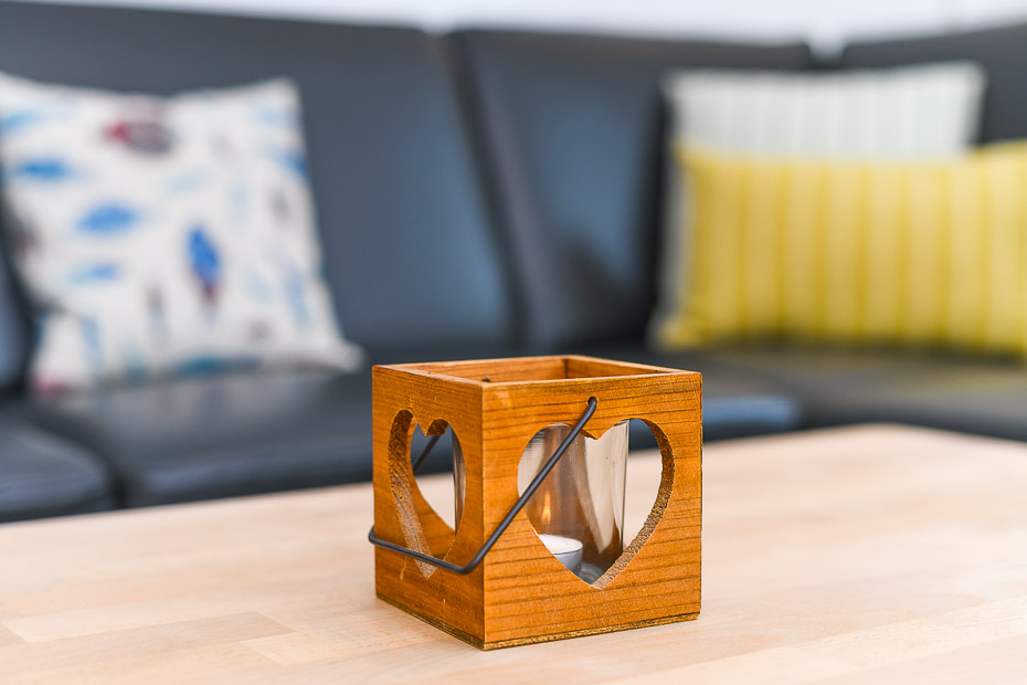 Ferienwohnung „Süd“ - Wohnzimmer mit integriertem Küchenbereich