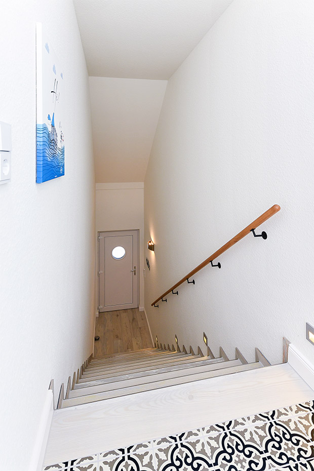 Ferienwohnung „Taubenschlag“ - Treppenaufgang und Flur