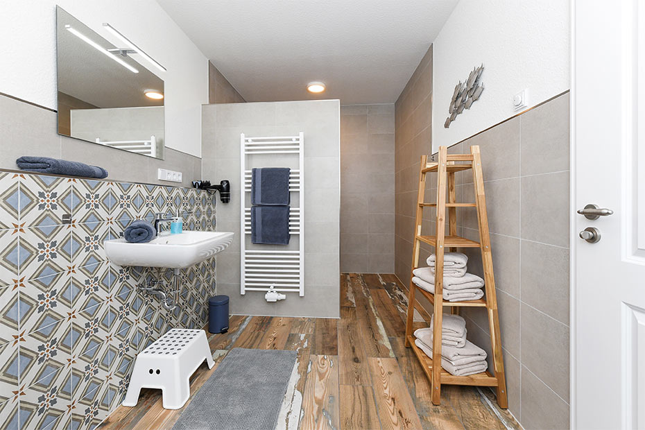 Ferienwohnung „Treckerschuppen“ - Badezimmer