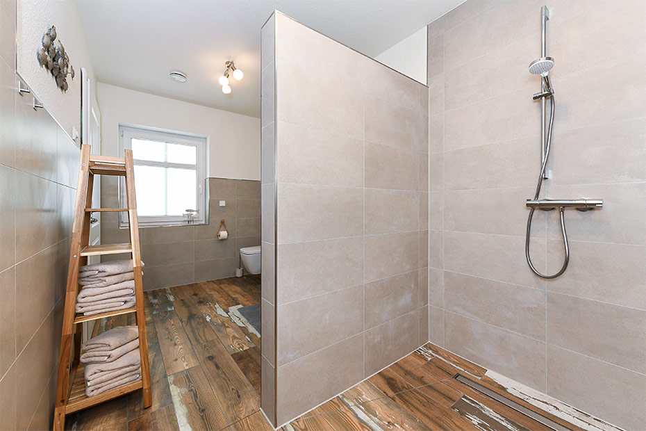 Ferienwohnung „Treckerschuppen“ - Badezimmer