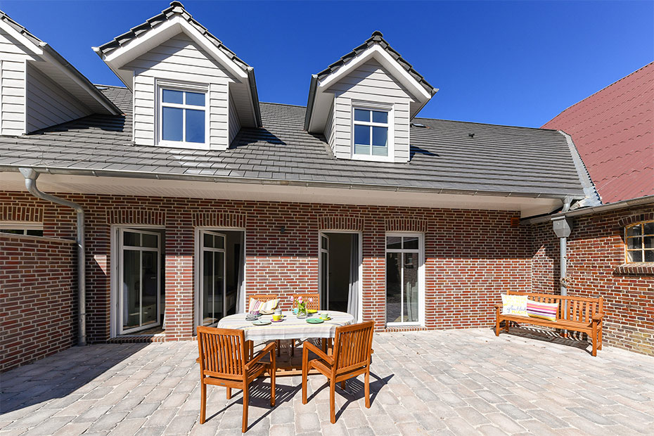 Ferienwohnung „Treckerschuppen“ - Ost-Terrasse