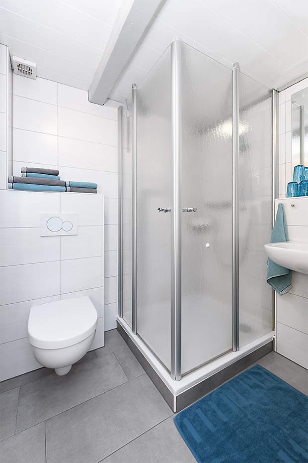 Ferienwohnung „West“ - Badezimmer