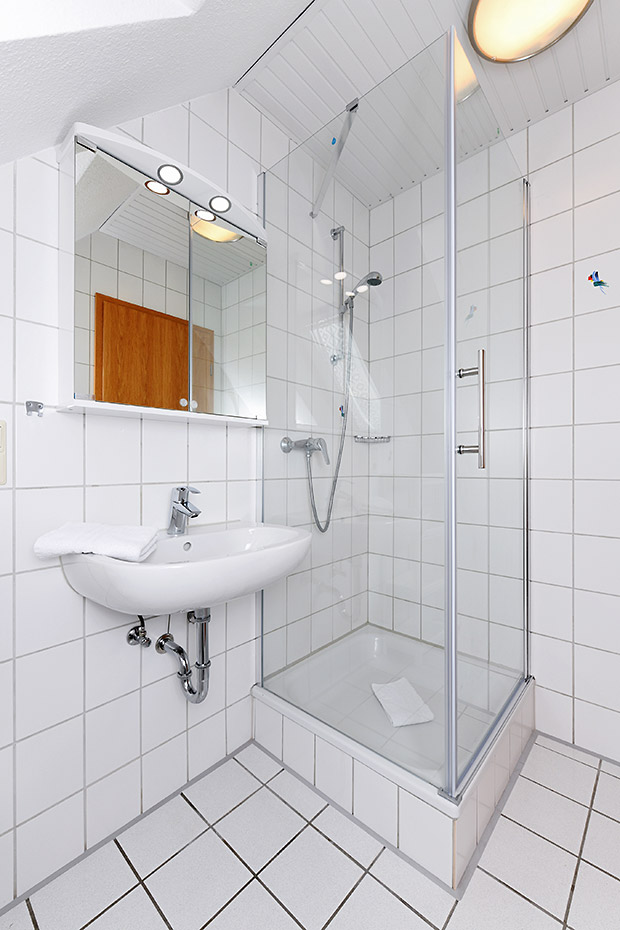 Einzelzimmer - Badezimmer