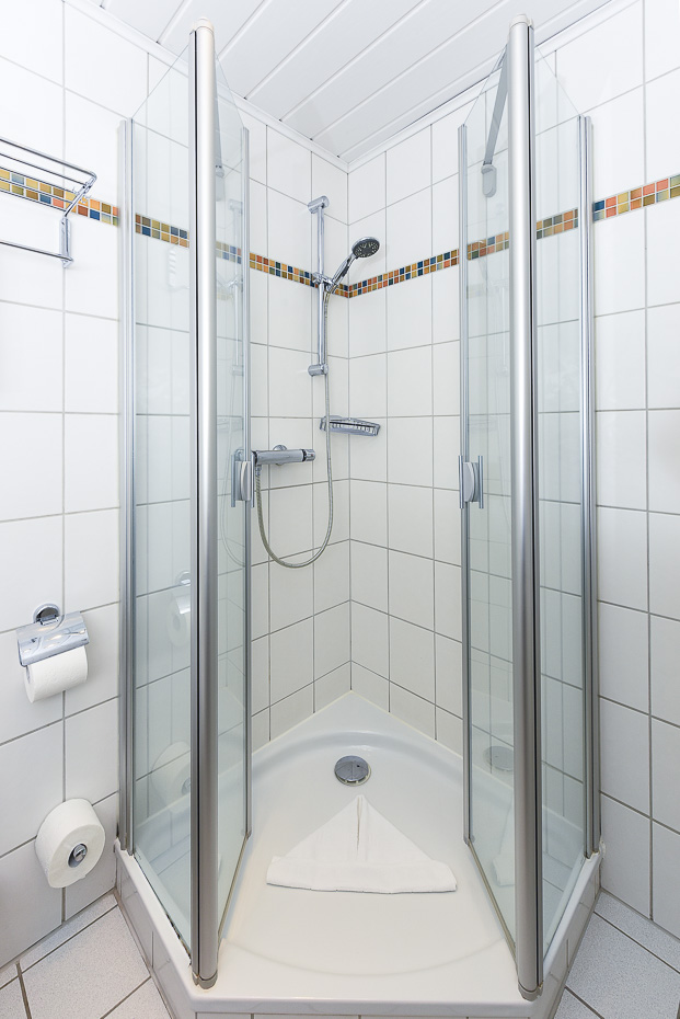 Ferienwohnung „Rahe“ - Badezimmer