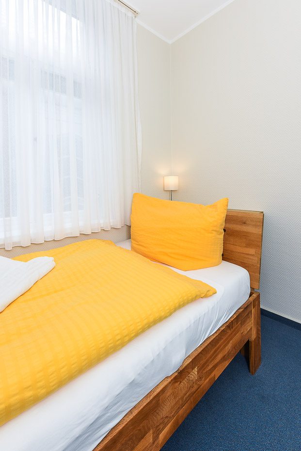 Ferienwohnung „Rahe“ - Schlafzimmer 2/Kinderzimmer