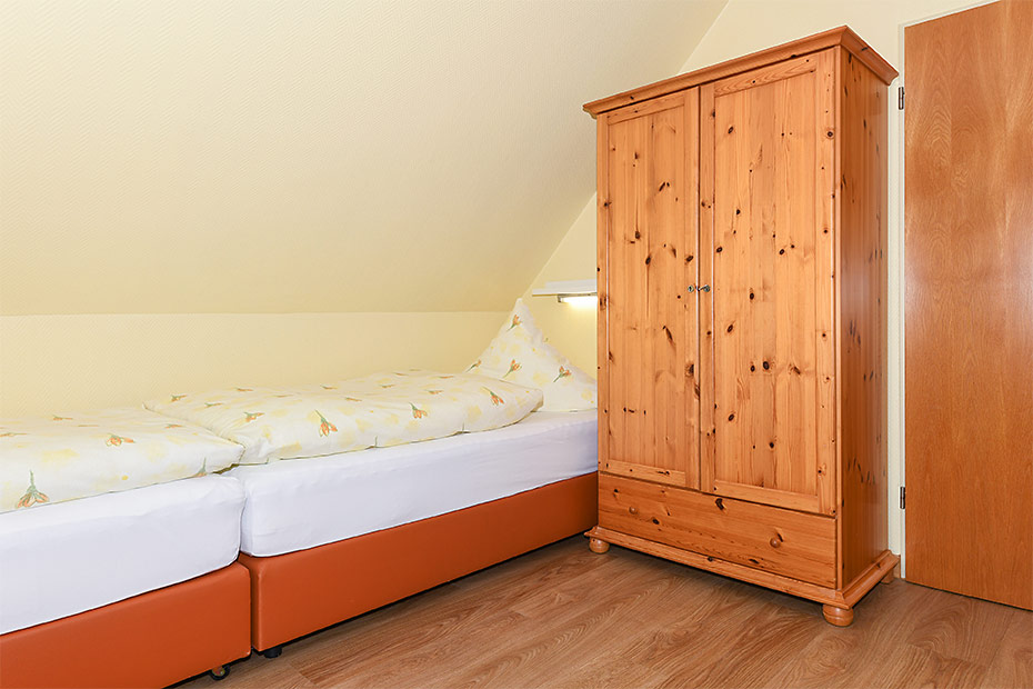 Ferienwohnung 2 - Schlafzimmer 2/Kinderzimmer/Wohnraum