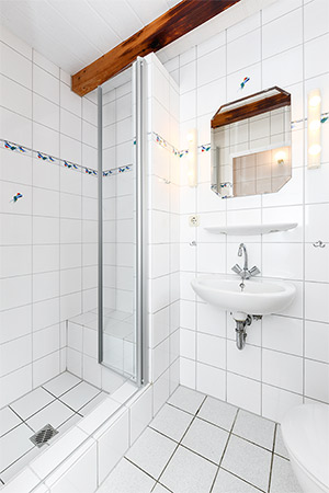 Ferienwohnung 3 - Badezimmer