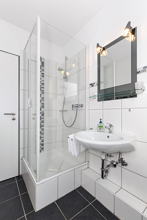 Ferienwohnung 11 - Badezimmer
