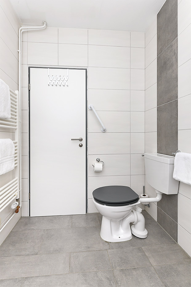 Ferienwohnung 13 - Badezimmer