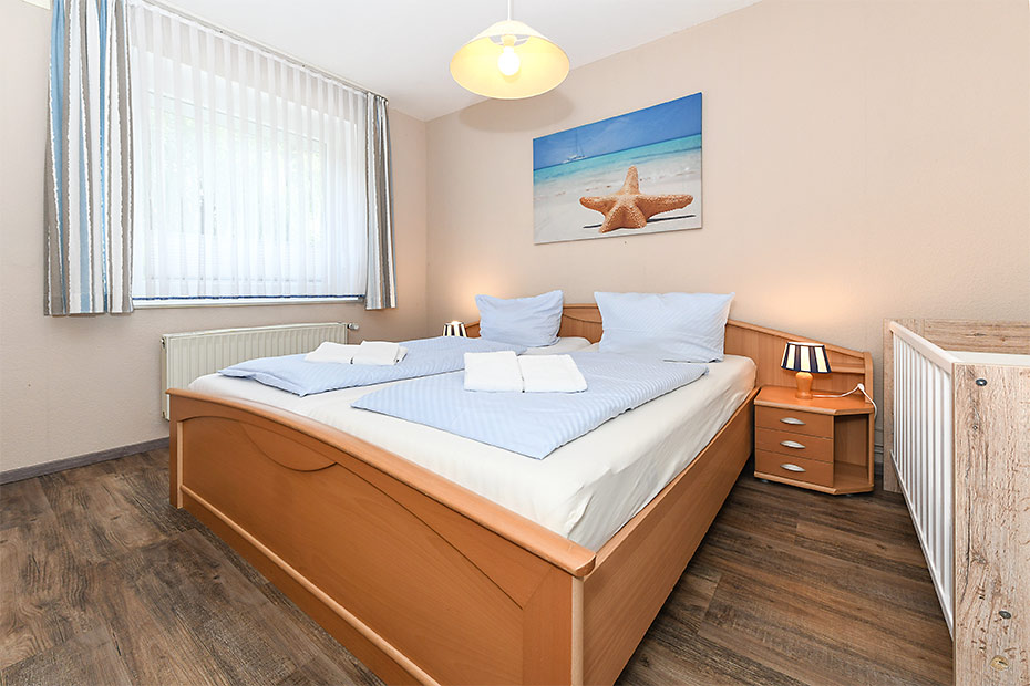 Ferienwohnung 13 - Schlafzimmer