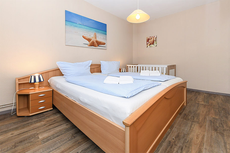 Ferienwohnung 13 - Schlafzimmer