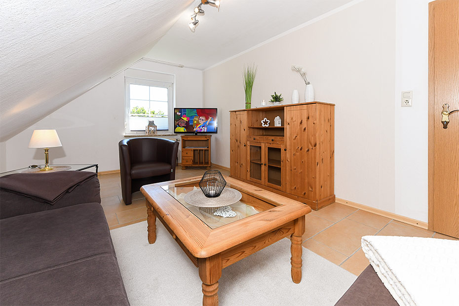 Ferienwohnung „Oberdeck“ - Wohnzimmer