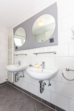 Ferienwohnung 1 - Badezimmer