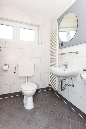 Ferienwohnung 1 - Badezimmer