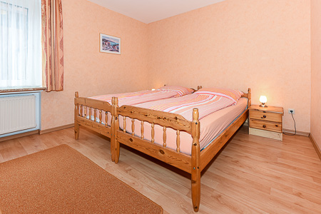 Ferienwohnung 1 - Schlafzimmer 1