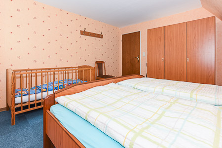 Ferienwohnung 3 - Schlafzimmer 2