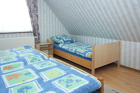 Ferienwohnung 4 - Schlafzimmer 1