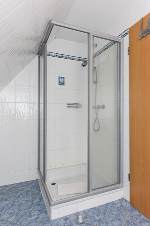Ferienwohnung 5 - Badezimmer