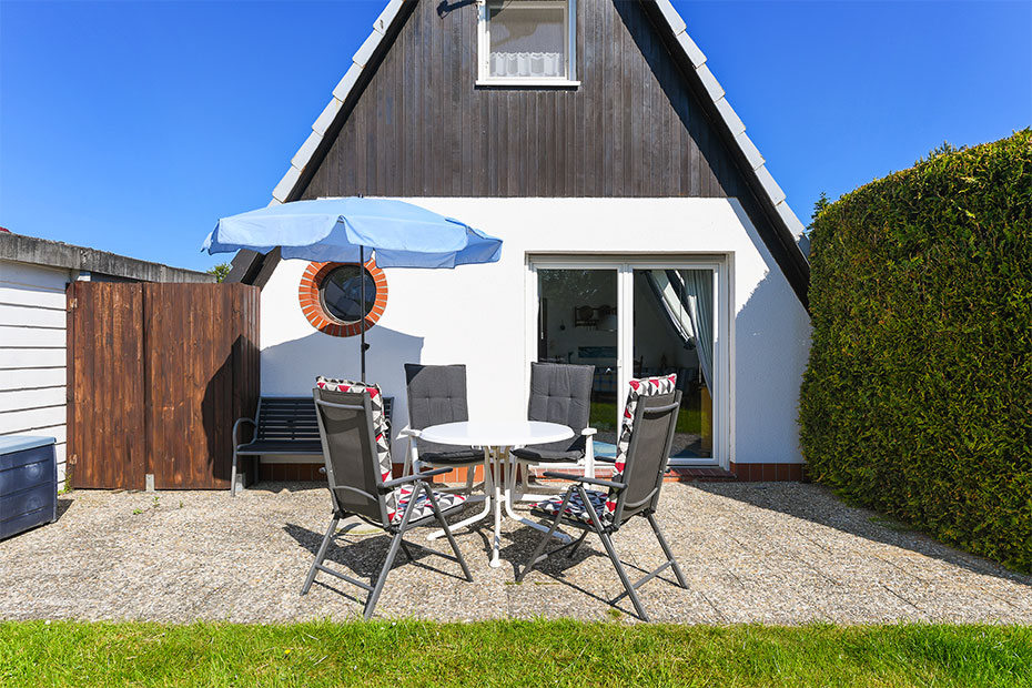 Ferienhaus „Kummweer“ - Garten und Terrasse
