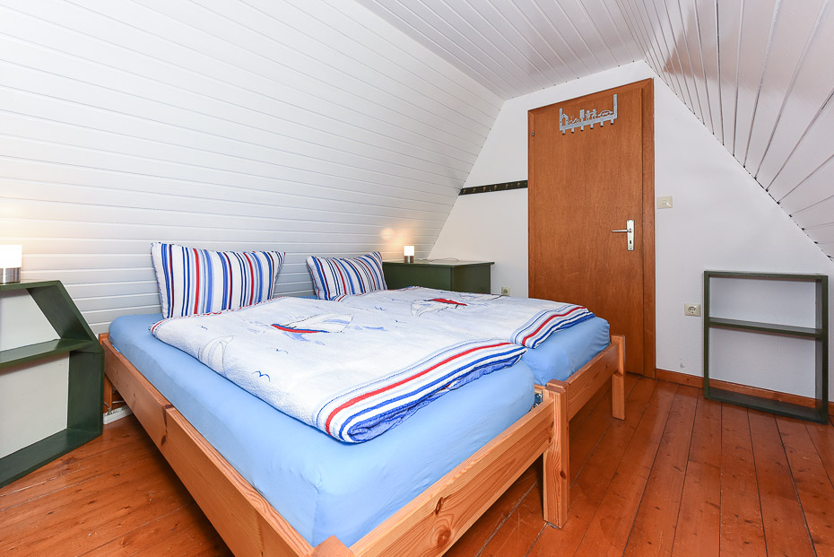 Ferienhaus „Kummweer“ - Schlafzimmer 1