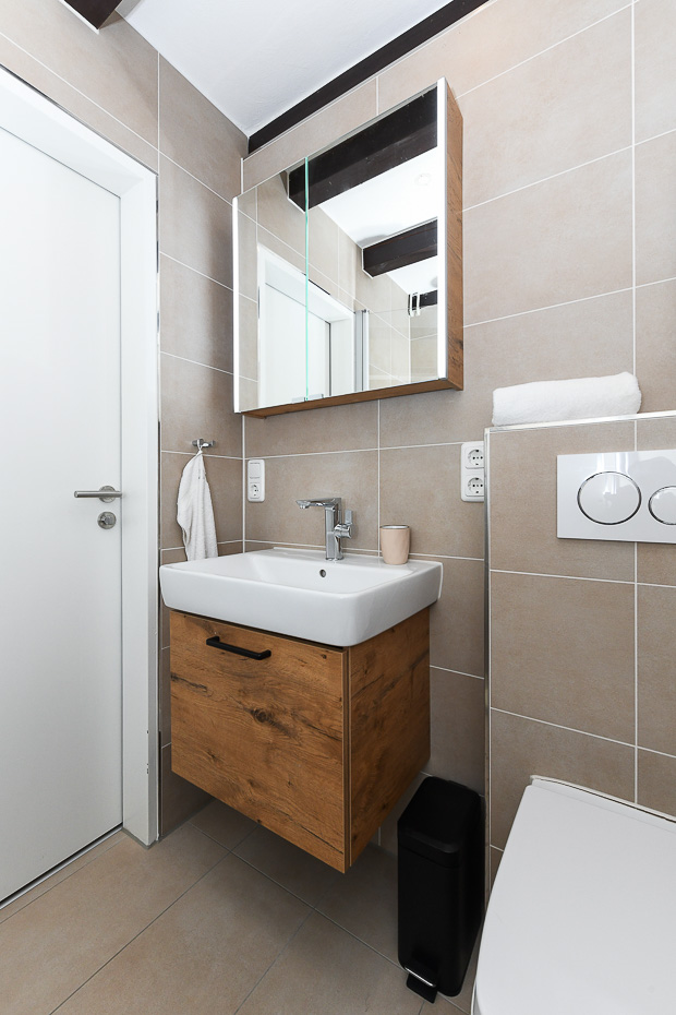 Ferienhaus „Lammertshörn 51“ - Badezimmer