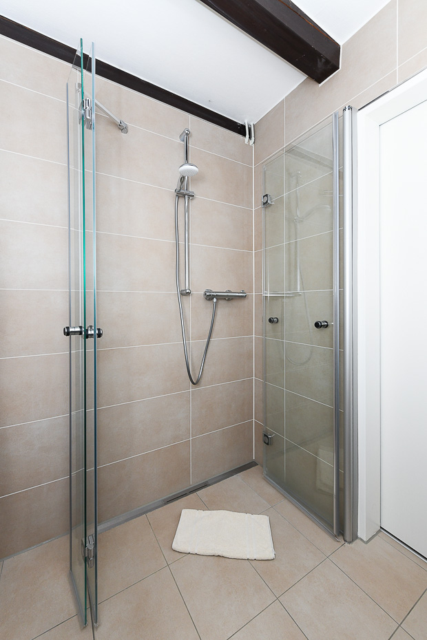 Ferienhaus „Lammertshörn 51“ - Badezimmer