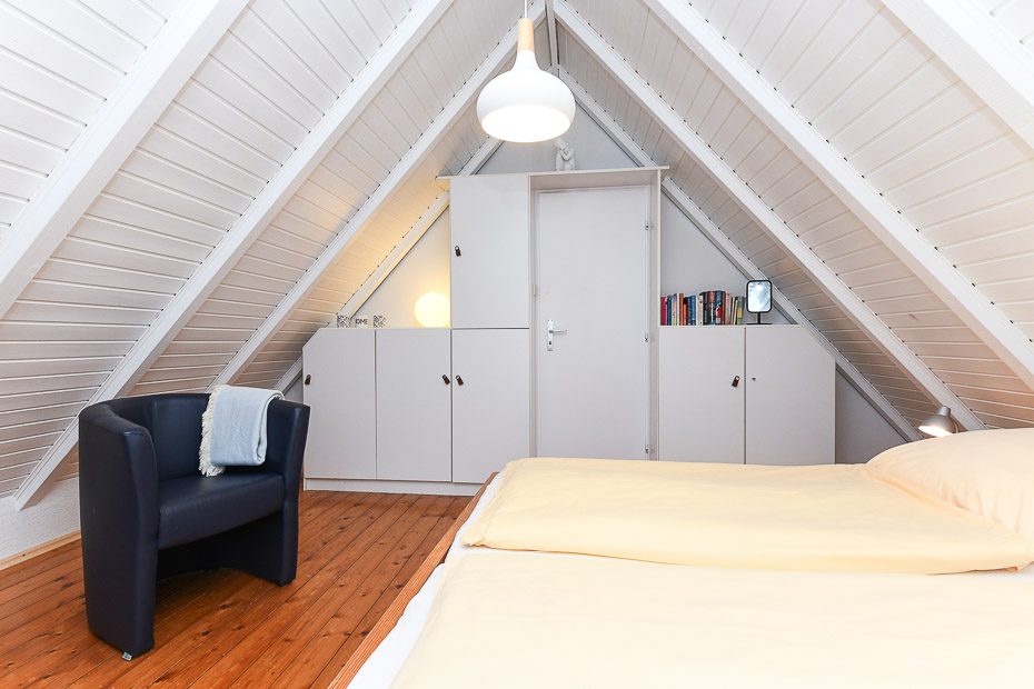 Ferienhaus „Lammertshörn 51“ - Schlafzimmer 1