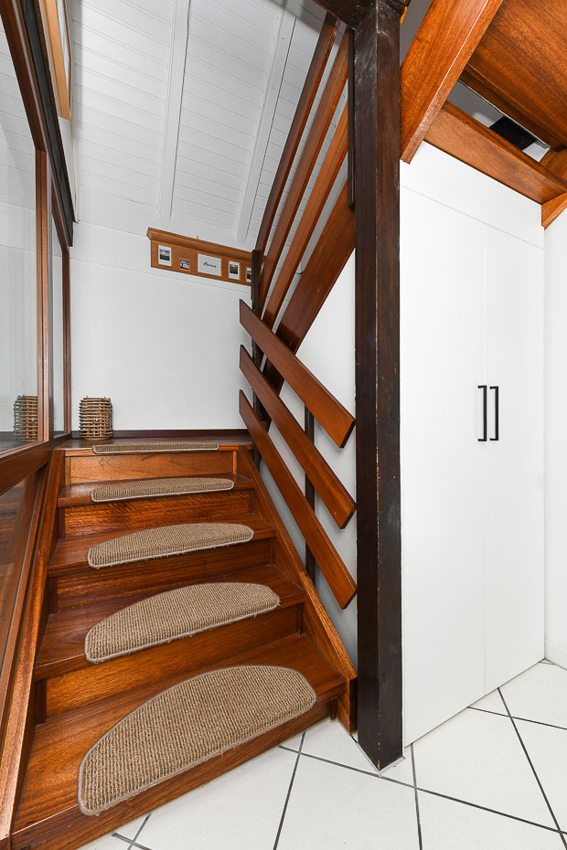 Ferienhaus „Lammertshörn 51“ - Treppe ins Obergeschoss