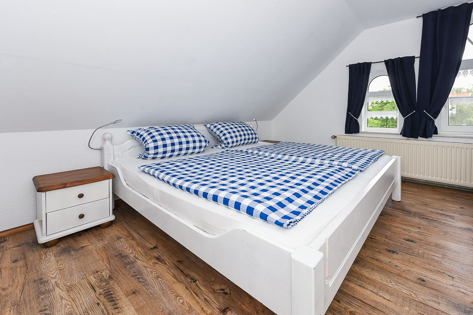 Ferienwohnung „Robbe“ - Schlafzimmer 1