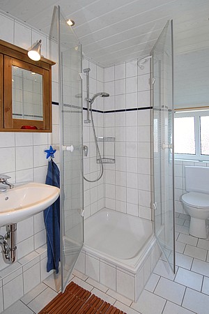 Ferienwohnung „Mien Freetied“ - Badezimmer