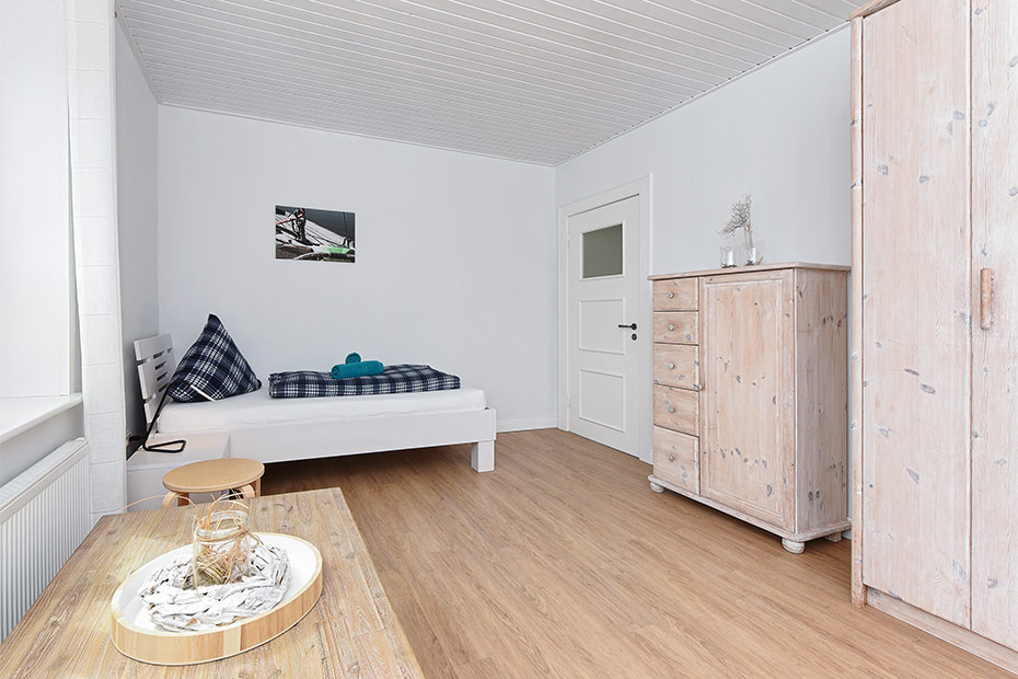 Ferienwohnung „Tiedverdriev“ - Schlafzimmer 2/Kinderzimmer