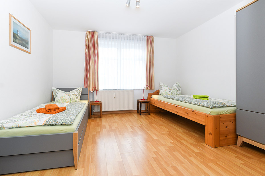 Ferienwohnung „Strandrose“ - Schlafzimmer 2/Kinderzimmer
