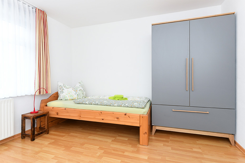 Ferienwohnung „Strandrose“ - Schlafzimmer 2/Kinderzimmer