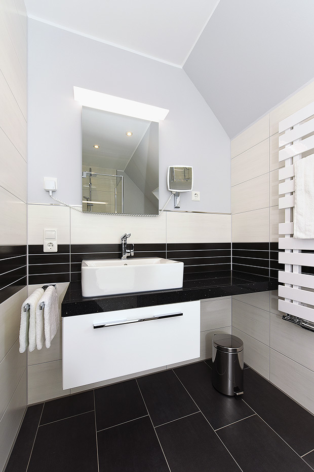 Ferienwohnung „oben links“ - Badezimmer