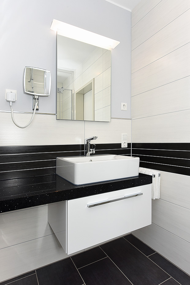 Ferienwohnung „oben rechts“ - Badezimmer