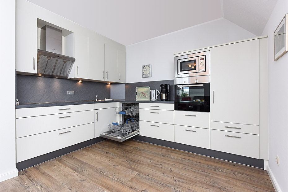 Ferienwohnung „oben rechts“ - Wohnzimmer mit integriertem Küchenbereich