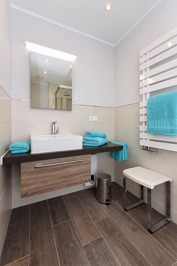 Ferienwohnung „unten links“ - Badezimmer