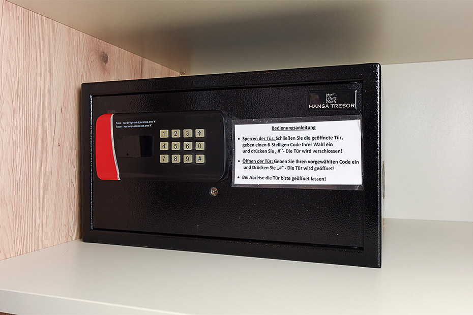 Ferienwohnung „unten mitte“ - Schlafzimmer 1