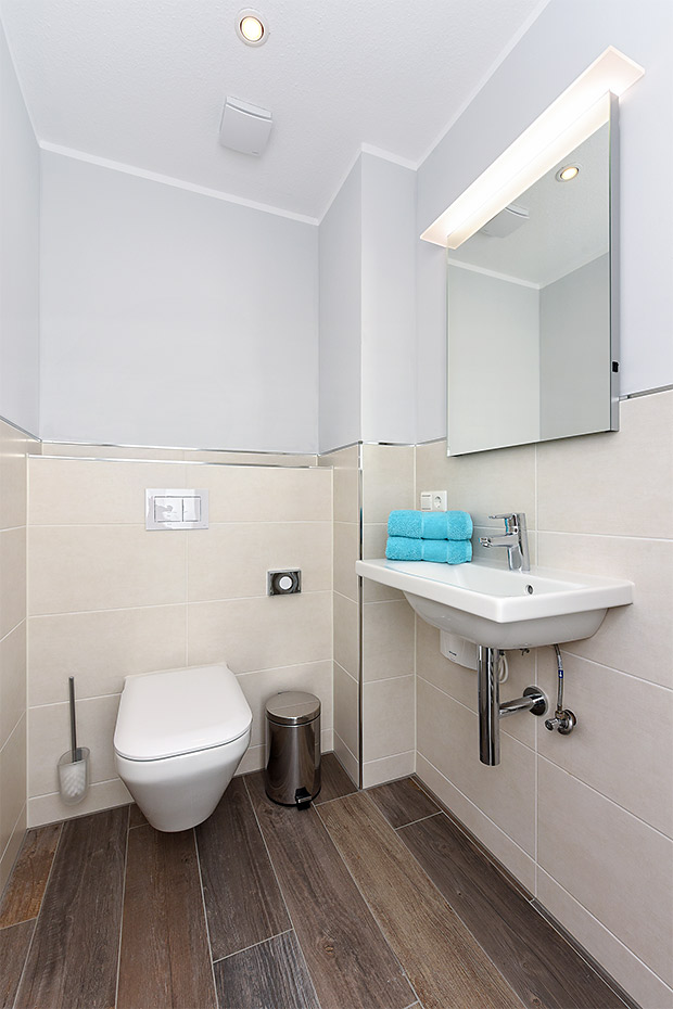 Ferienwohnung „unten mitte“ - separates zweites WC