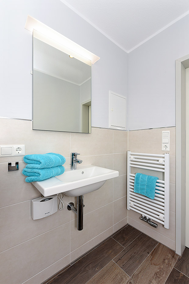 Ferienwohnung „unten mitte“ - separates zweites WC