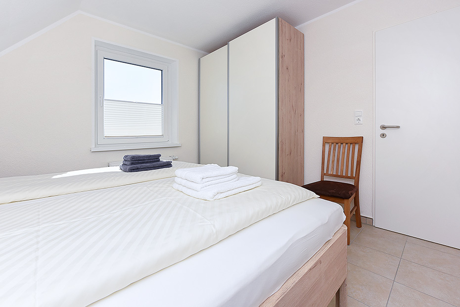 Ferienwohnung „oben links“ - Schlafzimmer 1